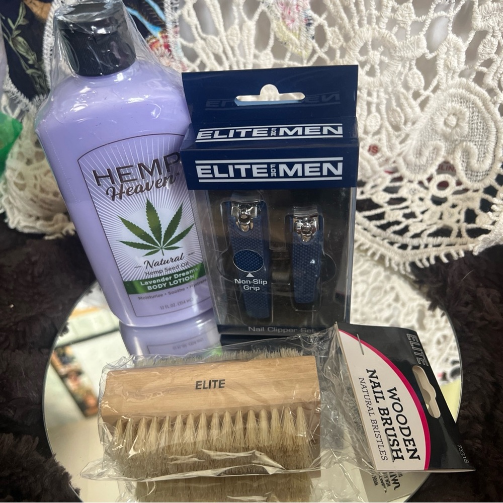 Grooming Set with Lavender Lotion